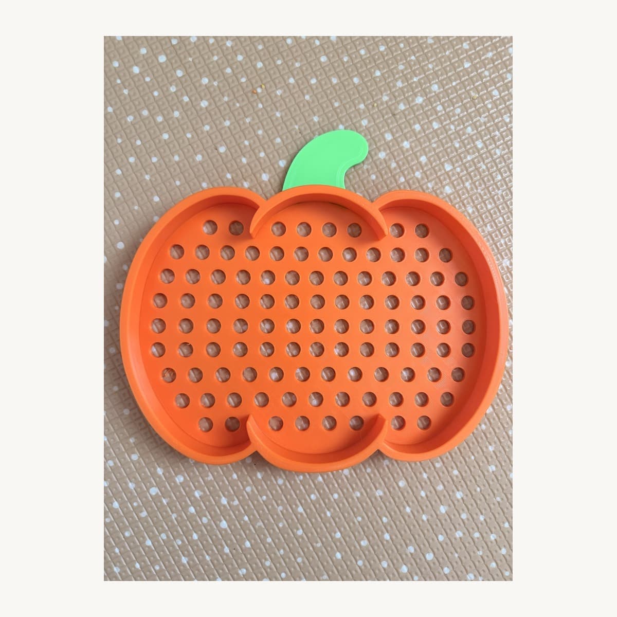 pumpkin threading tray website